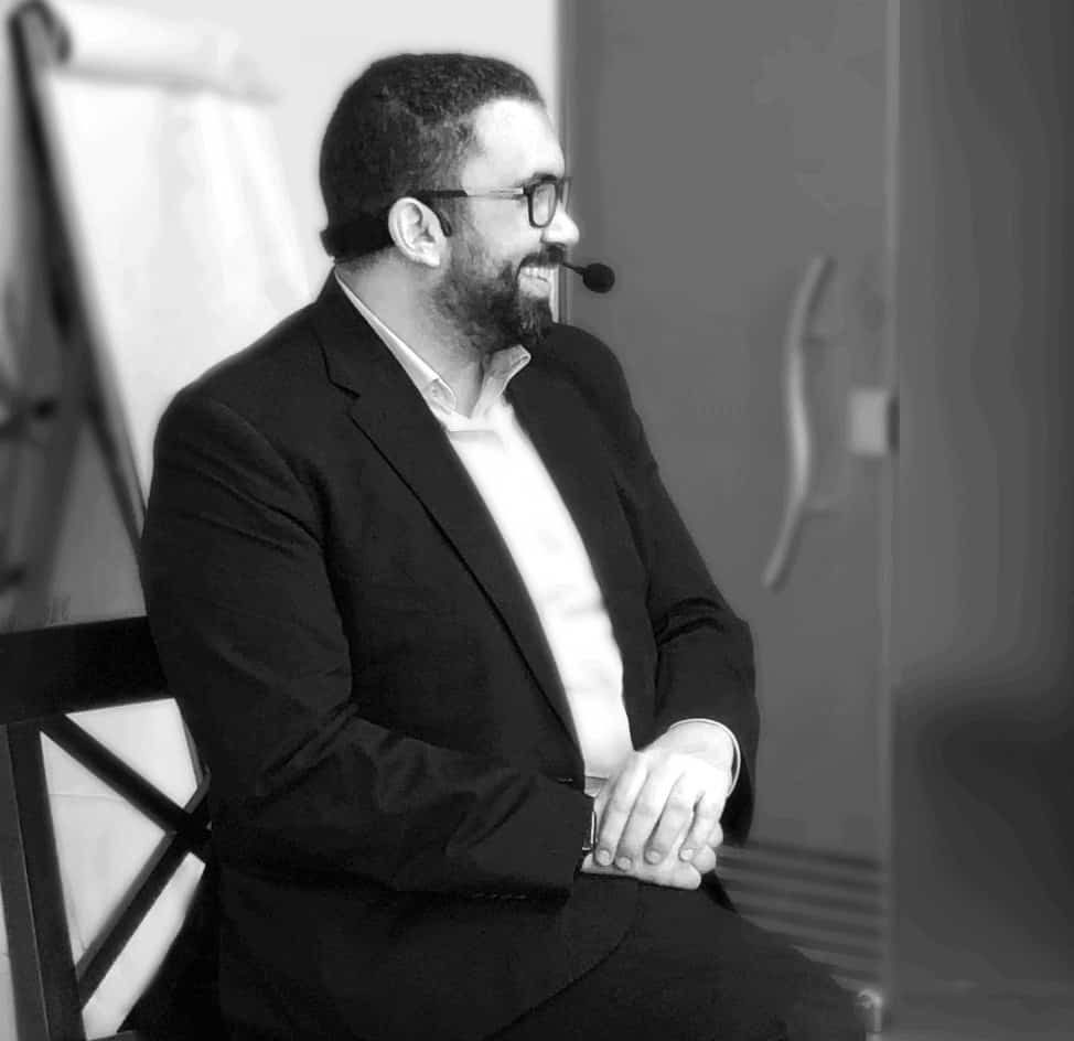 مصطفى محسن